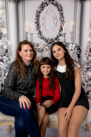 Draganov Family Christmas Portraits