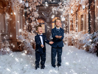 Victoria and Sons Christmas Portraits